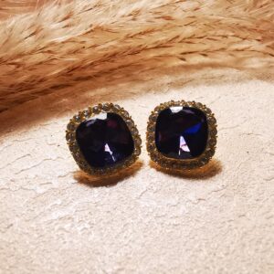 No.E4 - French Vintage 3D Square Blue Crystal Stud Earrings – Perfect for Street Photography & Everyday Styling