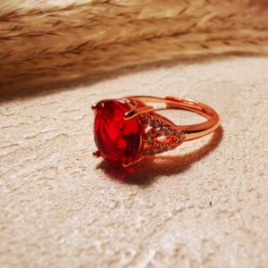 No.R18- S925 Rose Gold Red Crystal Ring – Perfect for Street Photography & Everyday Styling