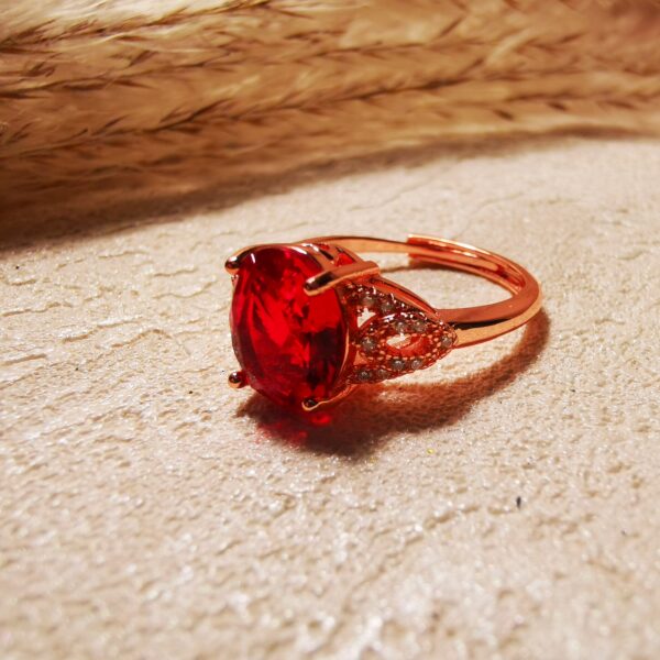 No.R18- S925 Rose Gold Red Crystal Ring – Perfect for Street Photography & Everyday Styling