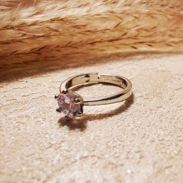 No.R32 - Super Sparkling Moissanite Ring – Perfect for Street Photography & Everyday Styling