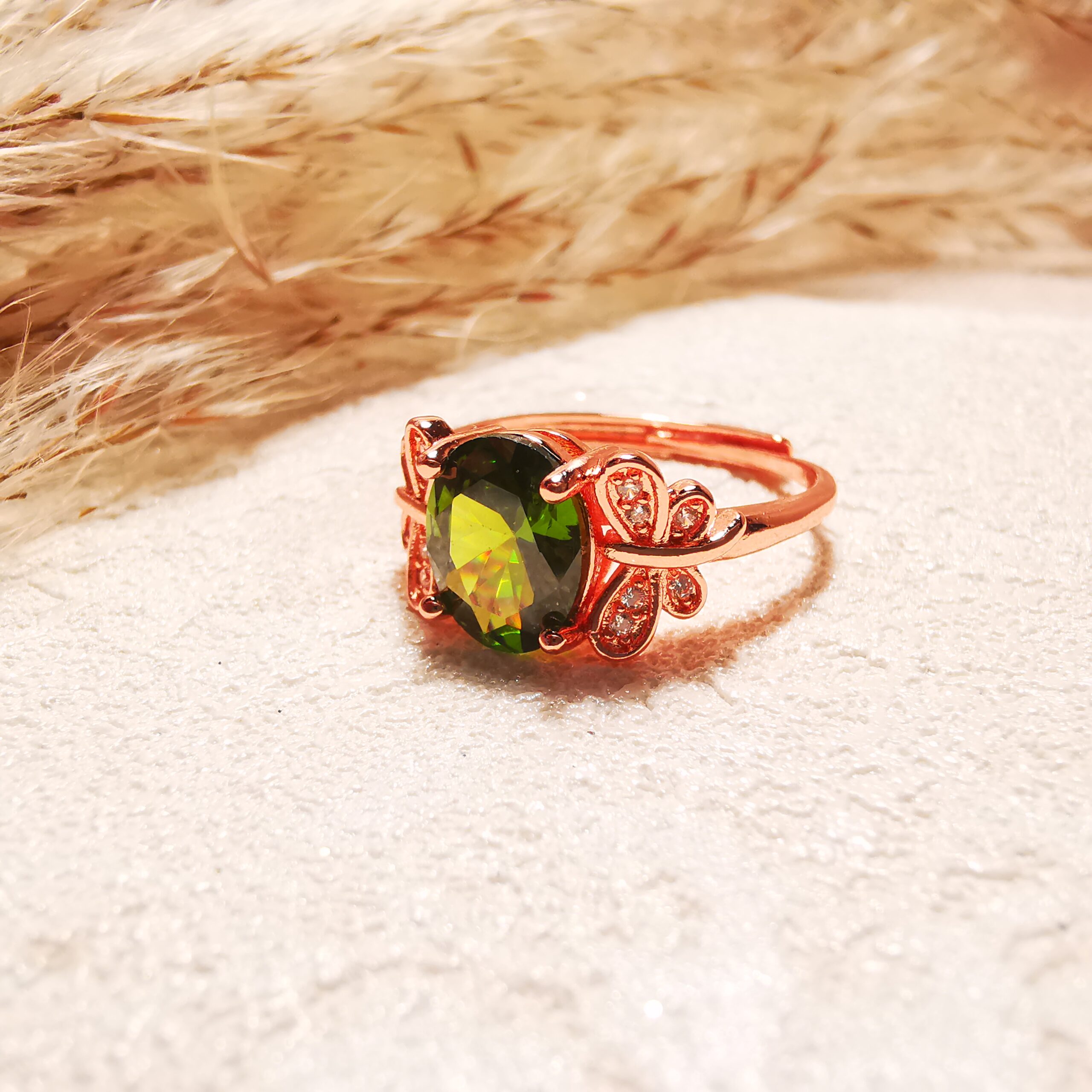 No.R39 - Rose Gold Butterfly Yellow Crystal Butterfly Love Flower Ring – Perfect for Street Photography & Everyday Styling