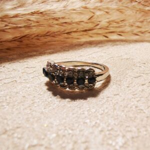No.R46 - 925 Silver-Plated Blue Topaz Inlaid Eternity Band Ring – Perfect for Street Photography & Everyday Styling