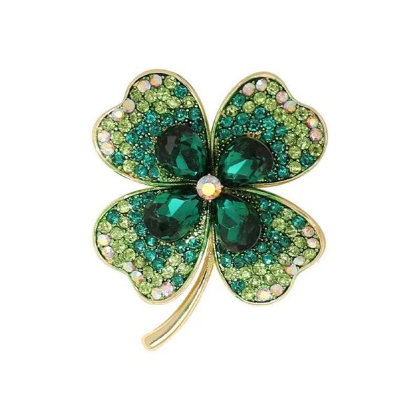 No.S3 - Green Exquisite Crystal Four-Leaf Clover Luxury Brooch – Perfect for Street Photoaphy & Everyday Styling